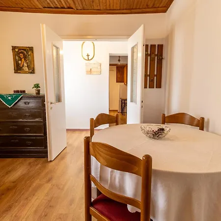 Antonis Traditional House Lixúri