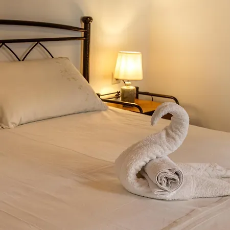 Antonis Traditional House Tatil Evi